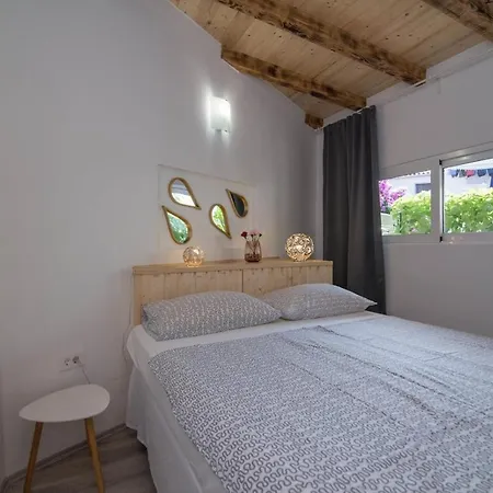 Alice A1 Pensjonat Veli Lošinj