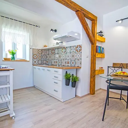 بيت ضيافة Alice A1 Veli Lošinj