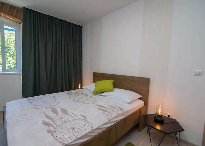 Alice A1 Вели-Лошинь