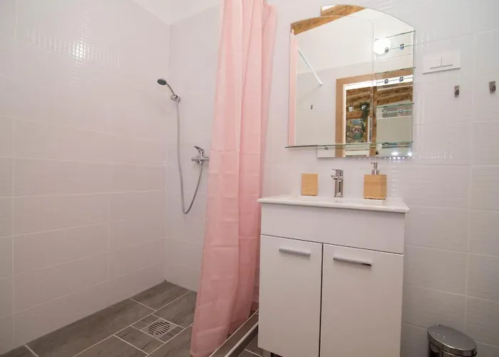 Гостевой дом Alice A1 3*