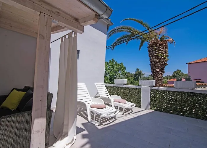 Alice A1 3* Вели-Лошинь