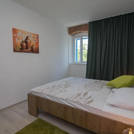 Gostinjska kuća Alice A1 Veli Losinj