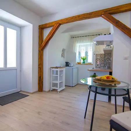 Alice A1 Veli Losinj