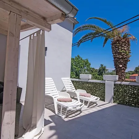 Alice A1 4* Veli Losinj