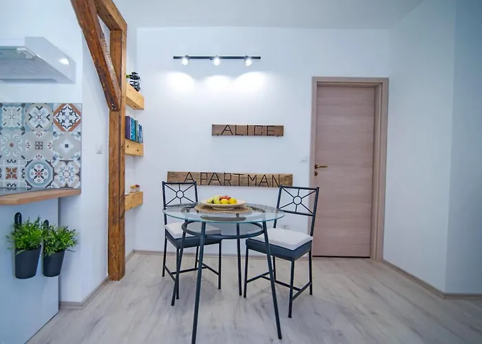 بيت ضيافة Alice A1